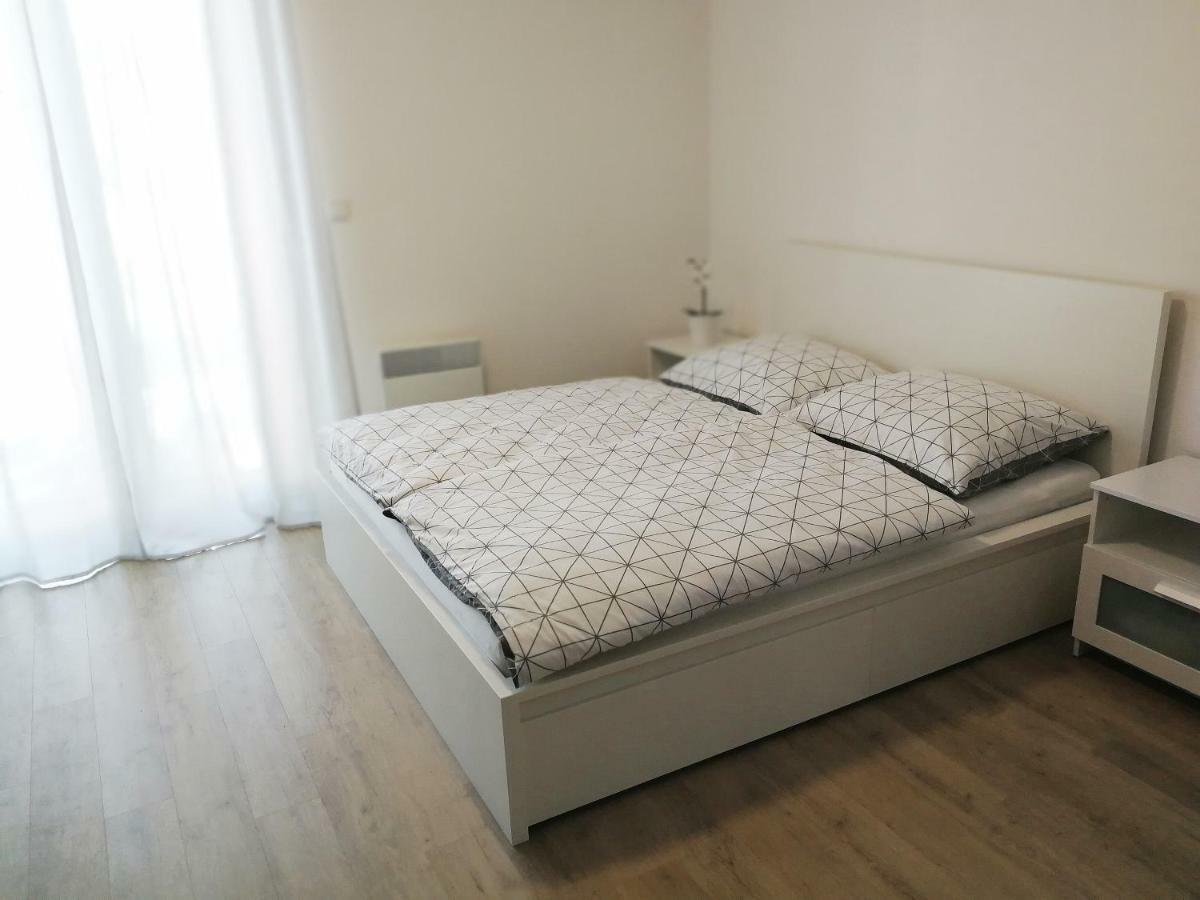 Apartman Sun Dolni Morava Exterior photo